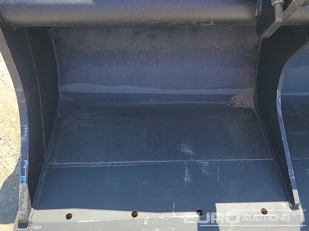 Godet neuf 72" Ditching Bucket 65mm Pin to suit 13 Ton Excavator: photos 12