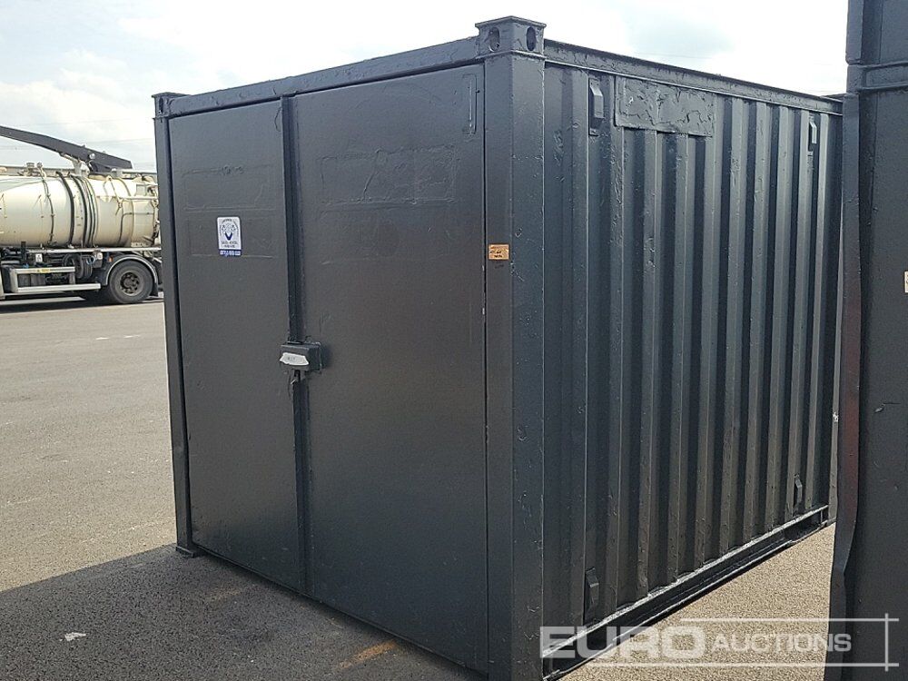 8' x 10' Container - Conteneur maritime: photos 1 8' x 10' Container - Conteneur maritime: photos 1