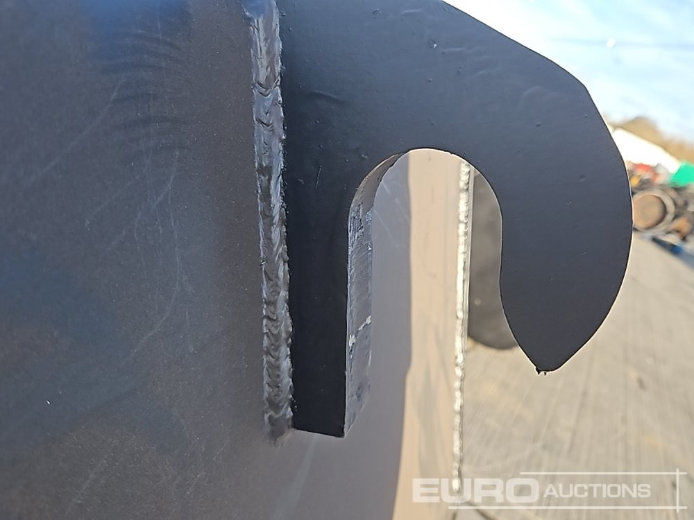 Godet neuf 90" Loading Bucket to suit Telehandler: photos 14