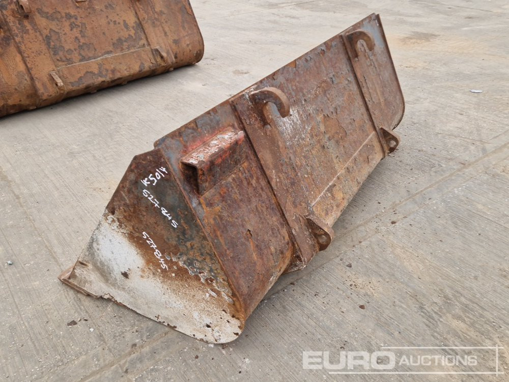 90" Loading Bucket to suit Telehandler - Godet: photos 3 90" Loading Bucket to suit Telehandler - Godet: photos 3