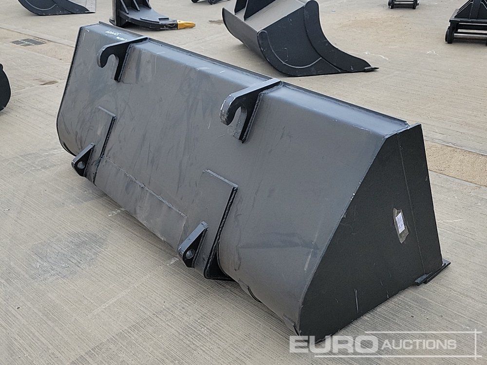 90" Loading Bucket to suit Telehandler - Godet: photos 5 90" Loading Bucket to suit Telehandler - Godet: photos 5