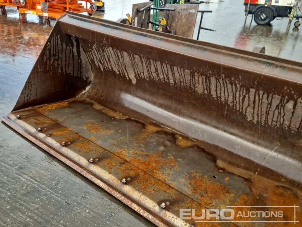 Godet 90" Loading Bucket to suit Telehandler: photos 10 Godet 90" Loading Bucket to suit Telehandler: photos 10