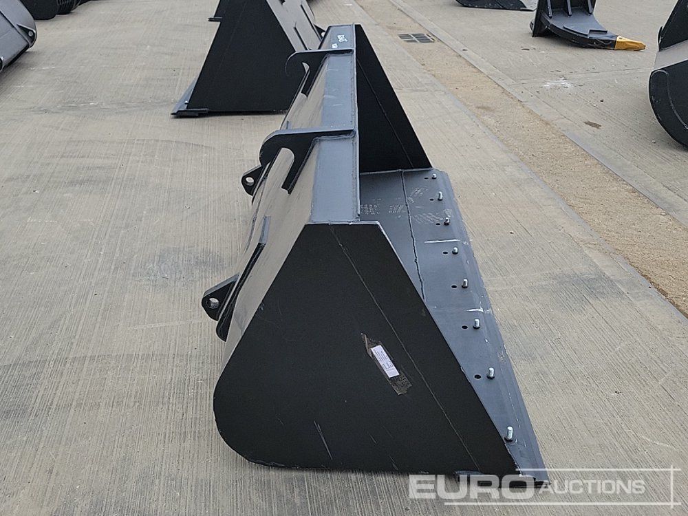 Godet neuf 90" Loading Bucket to suit Telehandler: photos 6