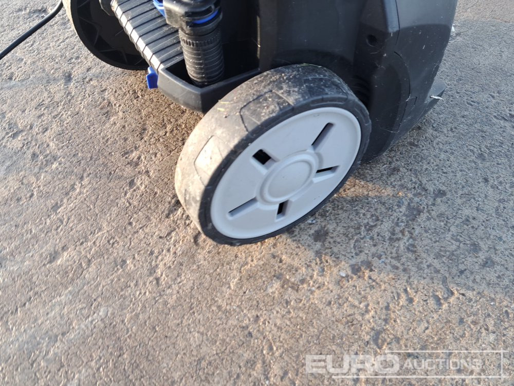 AR Clean Blue 240 Volt Pressure Washer - Nettoyeur haute pression: photos 5 AR Clean Blue 240 Volt Pressure Washer - Nettoyeur haute pression: photos 5