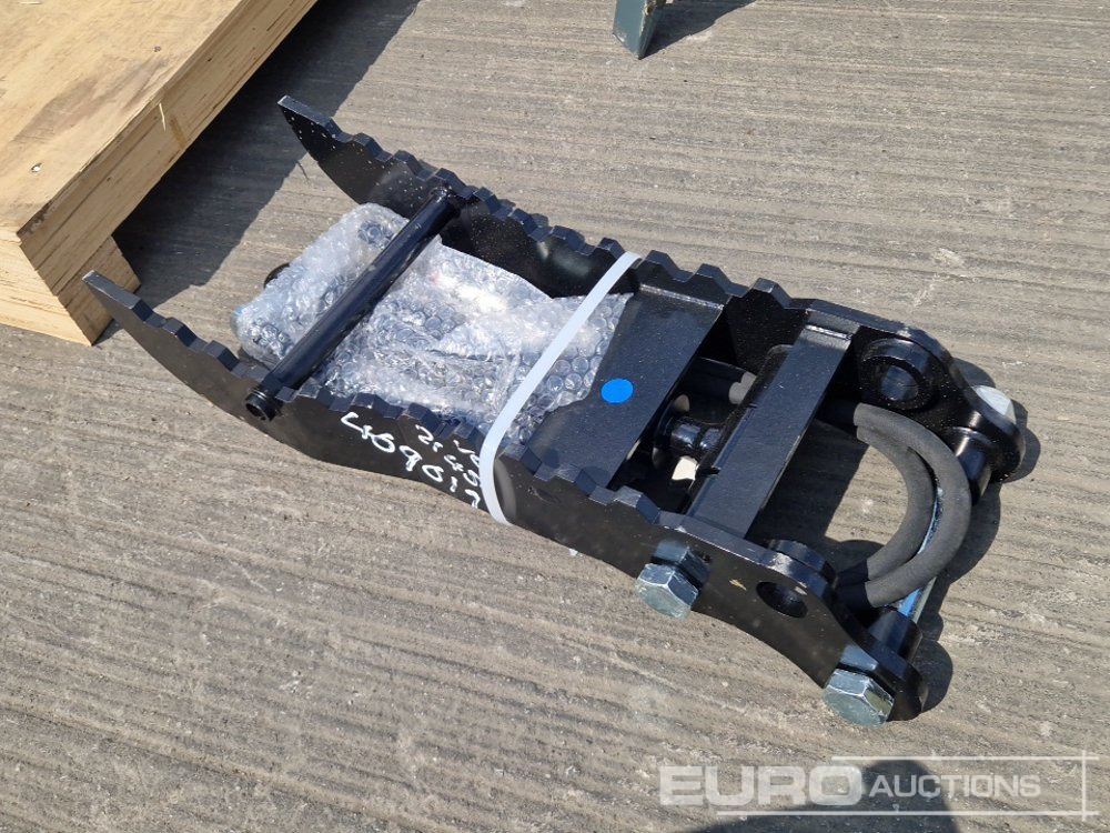 Unused 2025 Captok Hydraulic Thumb 25mm Pin to suit Mini Excavator - Accessoire pour Pelle: photos 3 Unused 2025 Captok Hydraulic Thumb 25mm Pin to suit Mini Excavator - Accessoire pour Pelle: photos 3