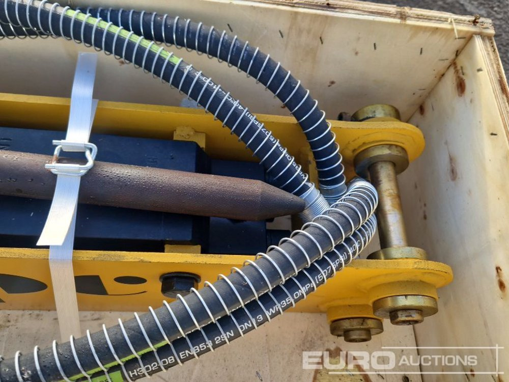 Accessoire pour Pelle Unused JPC Hydraulic Breaker, 32" Ditching Bucket, 8" Digging Bucket to suit Mini Excavator: photos 12 Accessoire pour Pelle Unused JPC Hydraulic Breaker, 32" Ditching Bucket, 8" Digging Bucket to suit Mini Excavator: photos 12