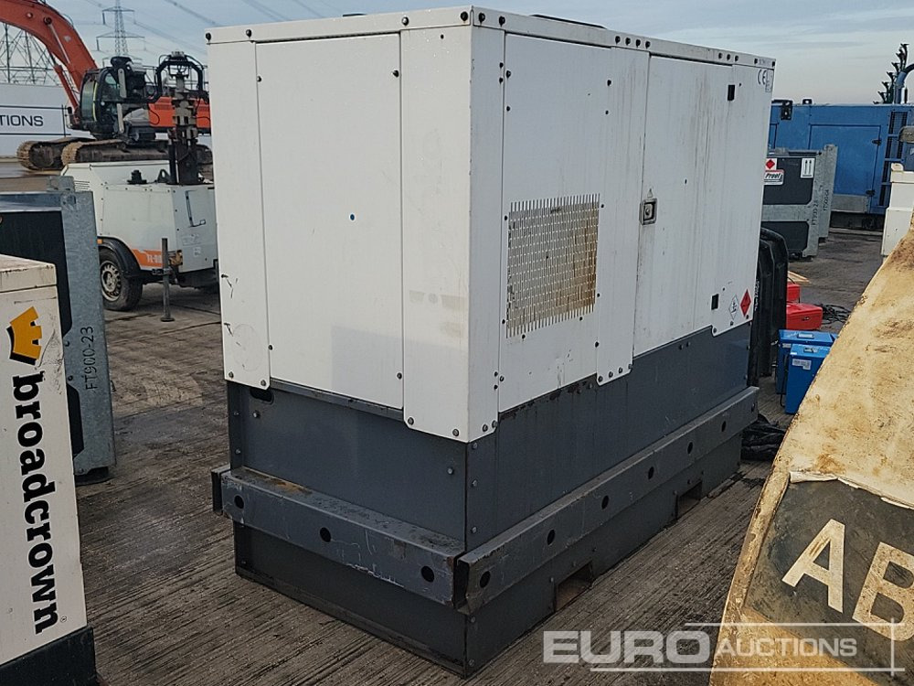 Aggreko 30kVA Generator, FPT Engine - Groupe électrogène: photos 3 Aggreko 30kVA Generator, FPT Engine - Groupe électrogène: photos 3