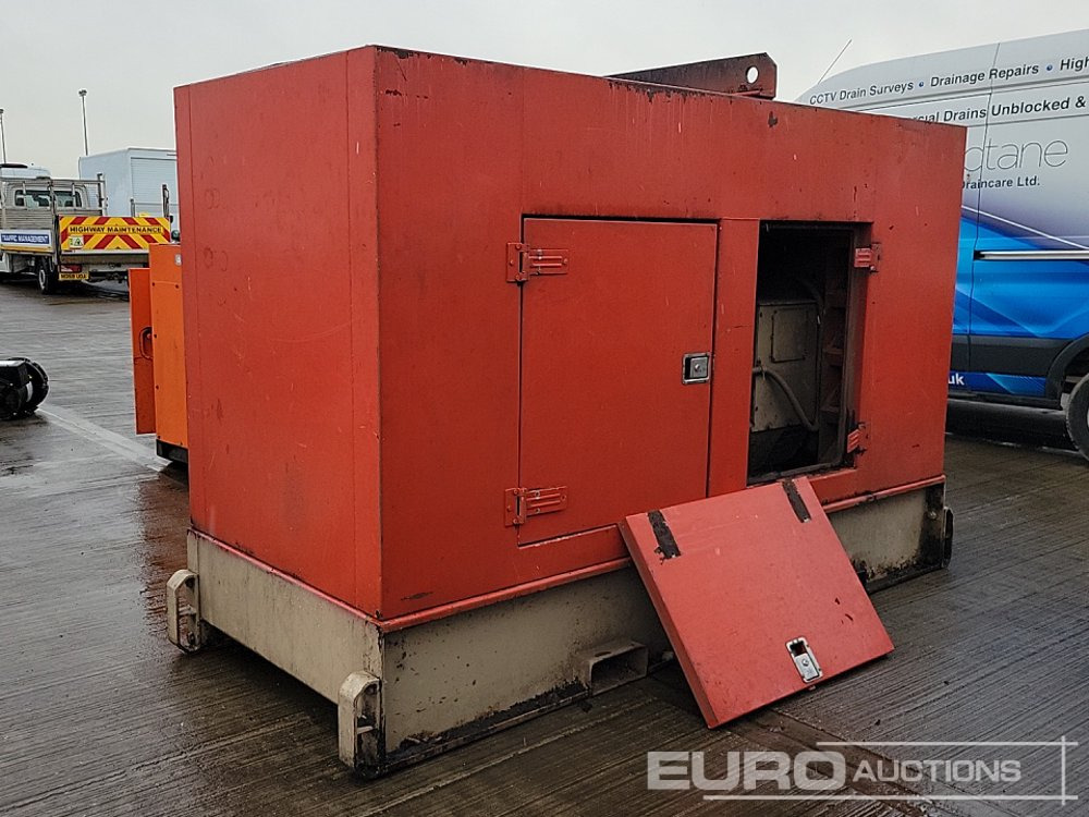 Aggreko Generator, 6 Cylinder Engine - Groupe électrogène: photos 5 Aggreko Generator, 6 Cylinder Engine - Groupe électrogène: photos 5