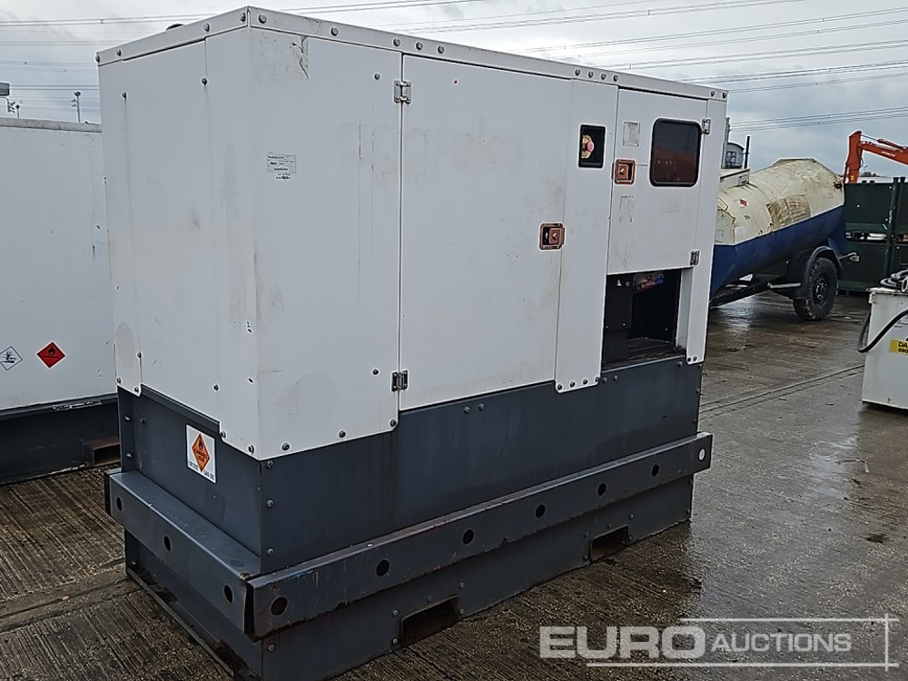 Aggreko Generator, John Deere Engine - Groupe électrogène: photos 1 Aggreko Generator, John Deere Engine - Groupe électrogène: photos 1