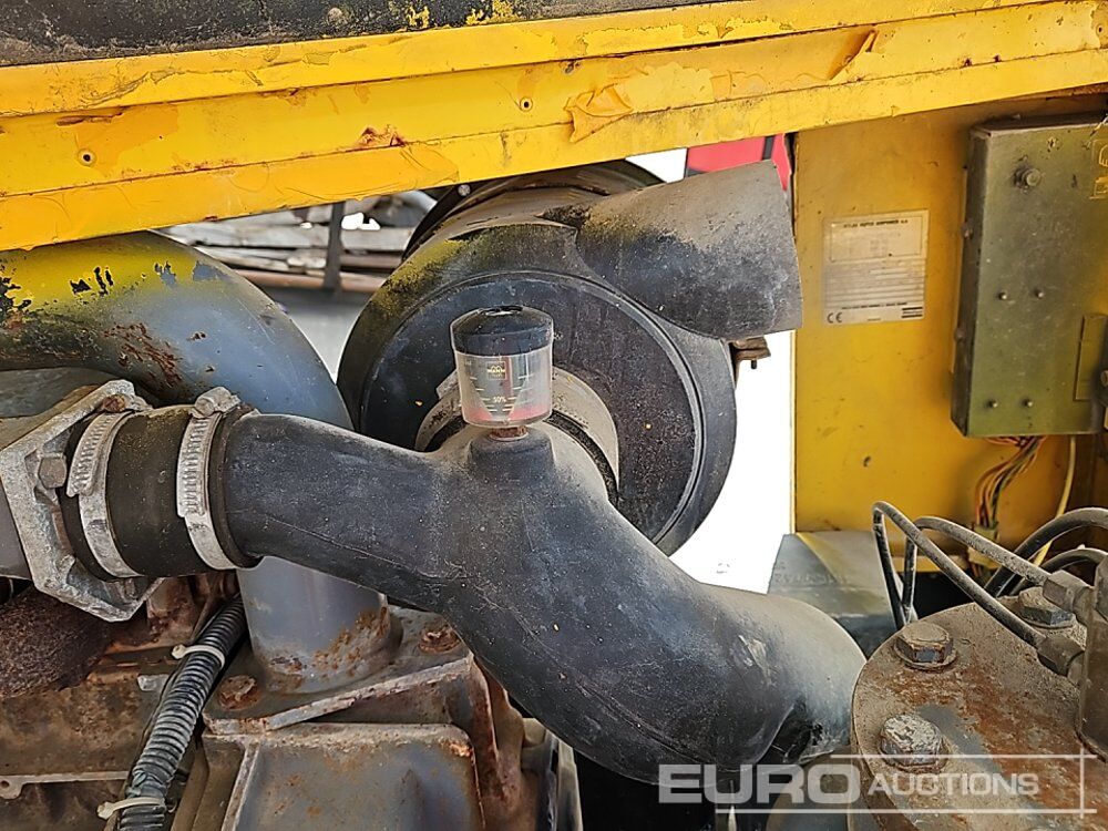Compresseur d'air Altas Copco Single Axle Compressor: photos 23 Compresseur d'air Altas Copco Single Axle Compressor: photos 23