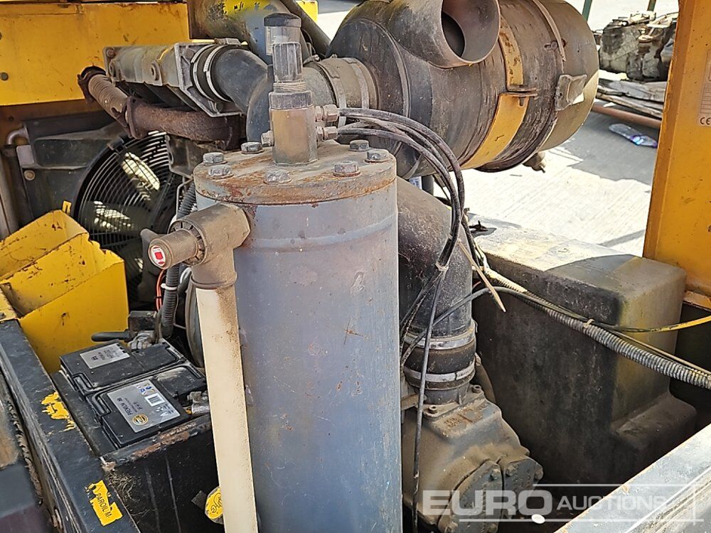 Compresseur d'air Altas Copco Single Axle Compressor: photos 24 Compresseur d'air Altas Copco Single Axle Compressor: photos 24