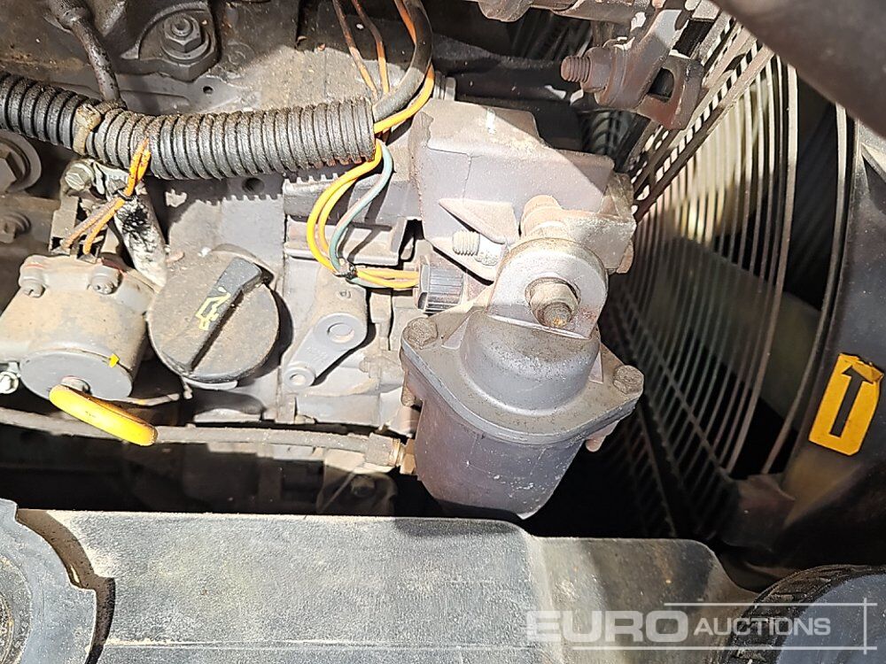 Compresseur d'air Altas Copco Single Axle Compressor: photos 32 Compresseur d'air Altas Copco Single Axle Compressor: photos 32