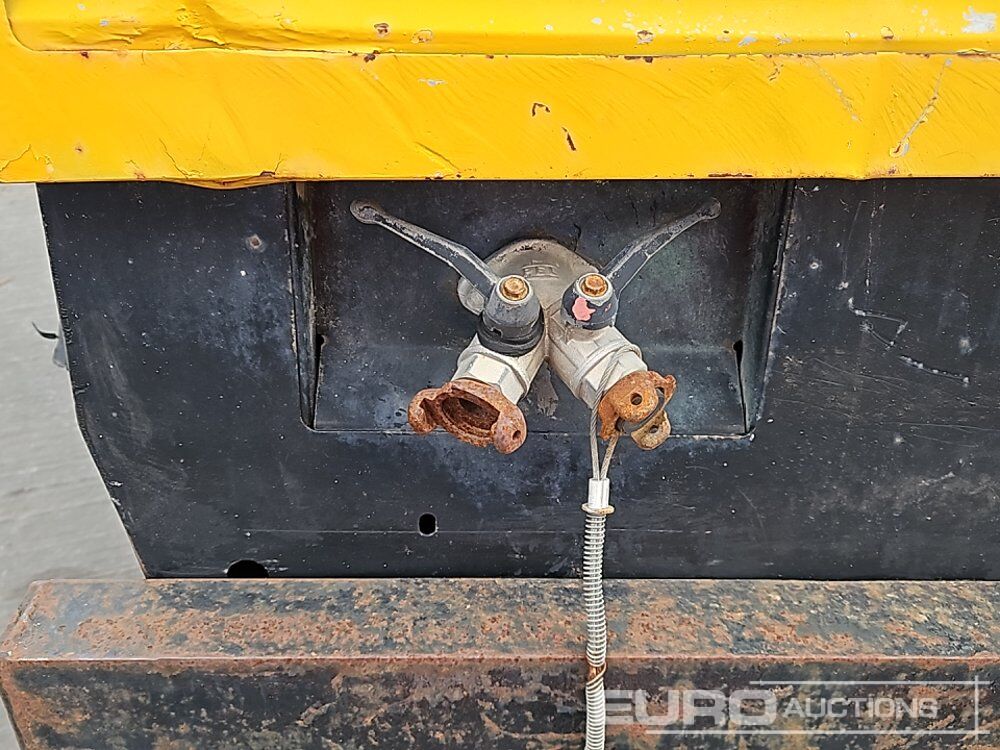 Compresseur d'air Altas Copco Single Axle Compressor: photos 16 Compresseur d'air Altas Copco Single Axle Compressor: photos 16