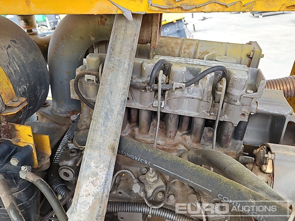 Compresseur d'air Altas Copco Single Axle Compressor: photos 29 Compresseur d'air Altas Copco Single Axle Compressor: photos 29