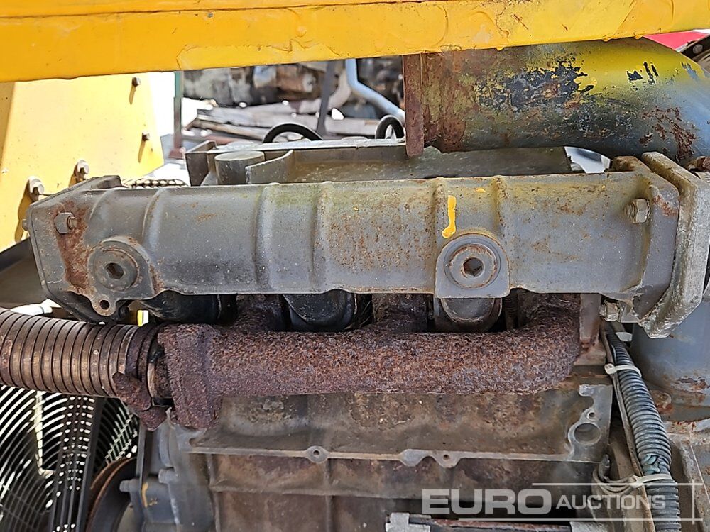 Compresseur d'air Altas Copco Single Axle Compressor: photos 20 Compresseur d'air Altas Copco Single Axle Compressor: photos 20