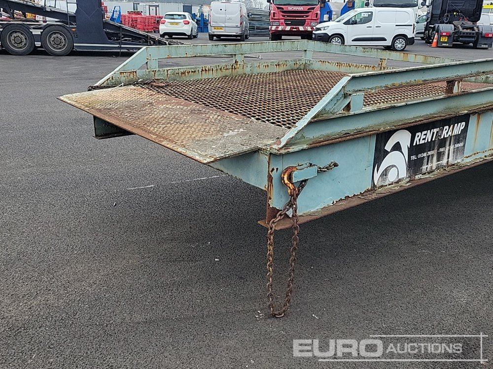 Autre matériel 2002 ThorWorld 7ft Loading Ramp: photos 10 Autre matériel 2002 ThorWorld 7ft Loading Ramp: photos 10