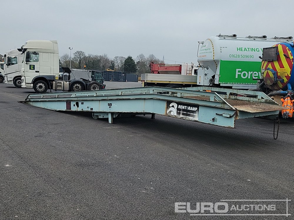 Autre matériel 2002 ThorWorld 7ft Loading Ramp: photos 8 Autre matériel 2002 ThorWorld 7ft Loading Ramp: photos 8