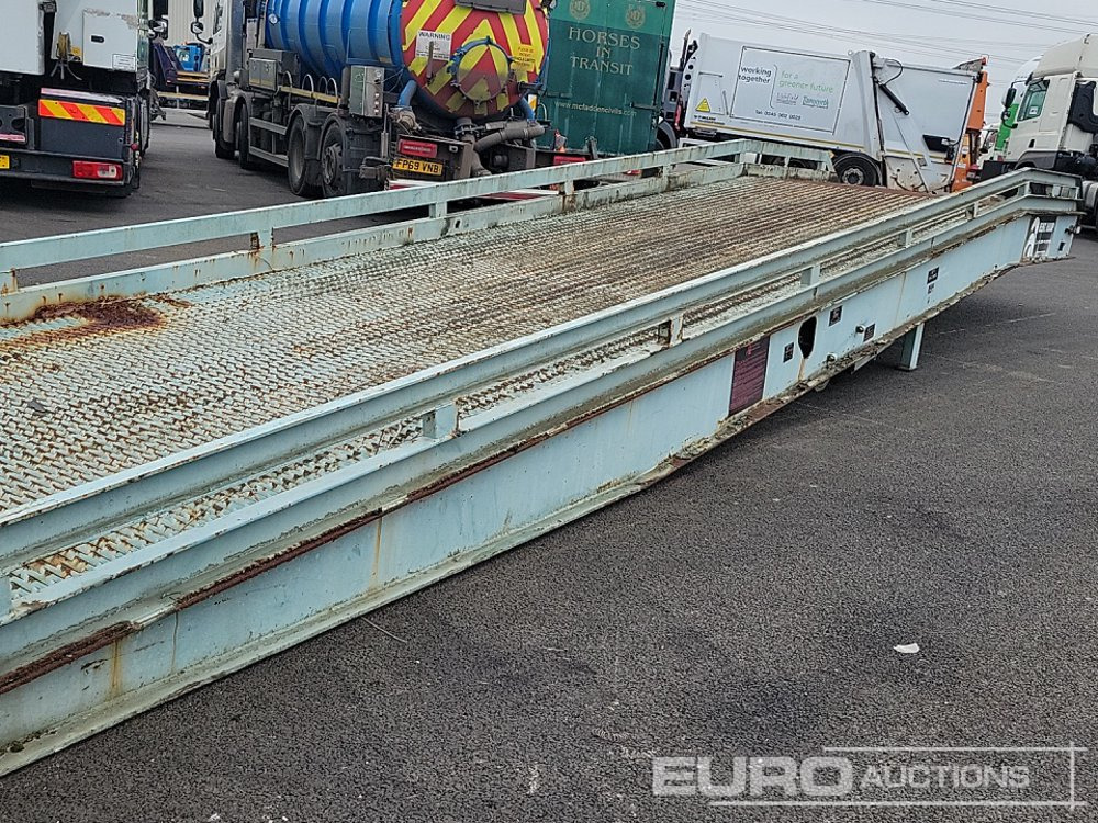 Autre matériel 2002 ThorWorld 7ft Loading Ramp: photos 24 Autre matériel 2002 ThorWorld 7ft Loading Ramp: photos 24