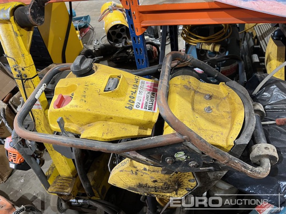 Bomag BT60 - Travaux routiers: photos 1 Bomag BT60 - Travaux routiers: photos 1