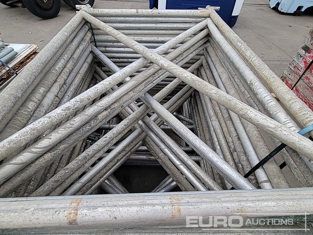 Matériel de chantier Bundle of K Guard & Conection Bars, Bundle of K Guard Cross Sections: photos 13