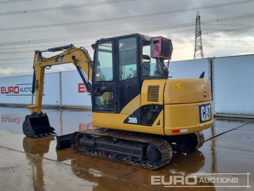 CAT 306 - Mini pelle: photos 3 CAT 306 - Mini pelle: photos 3