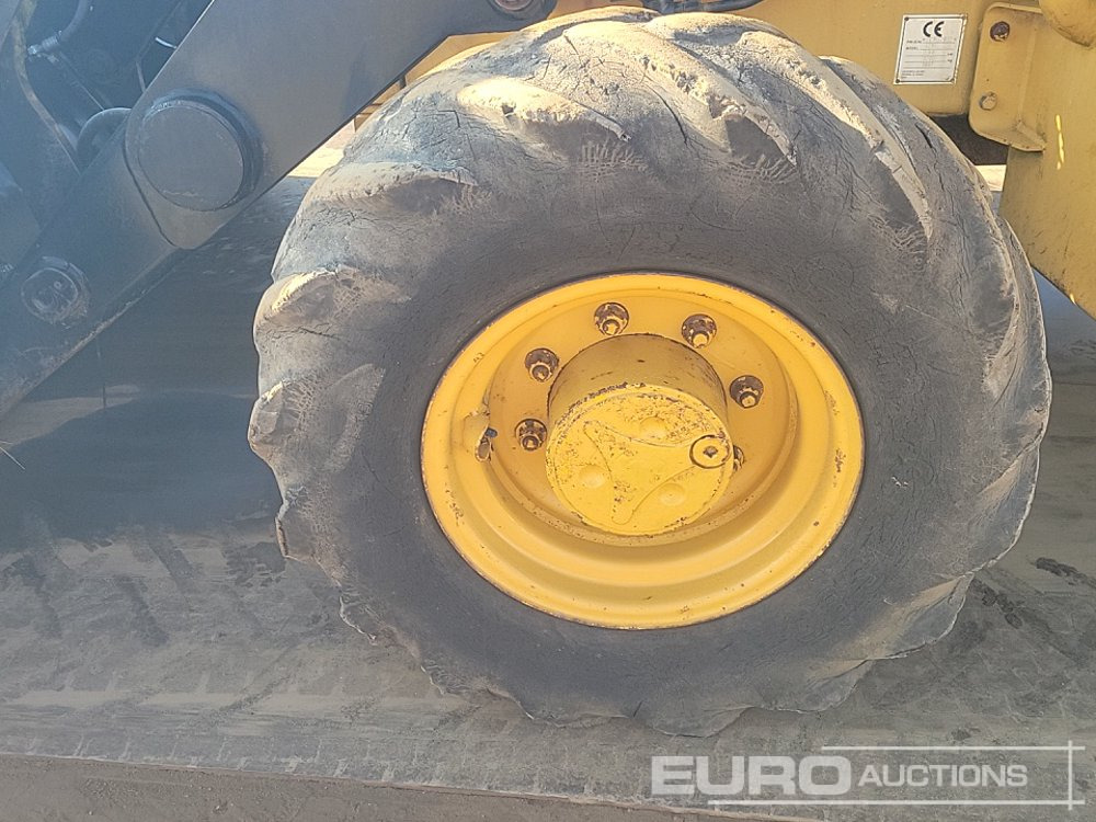 Tractopelle CAT 428C: photos 9