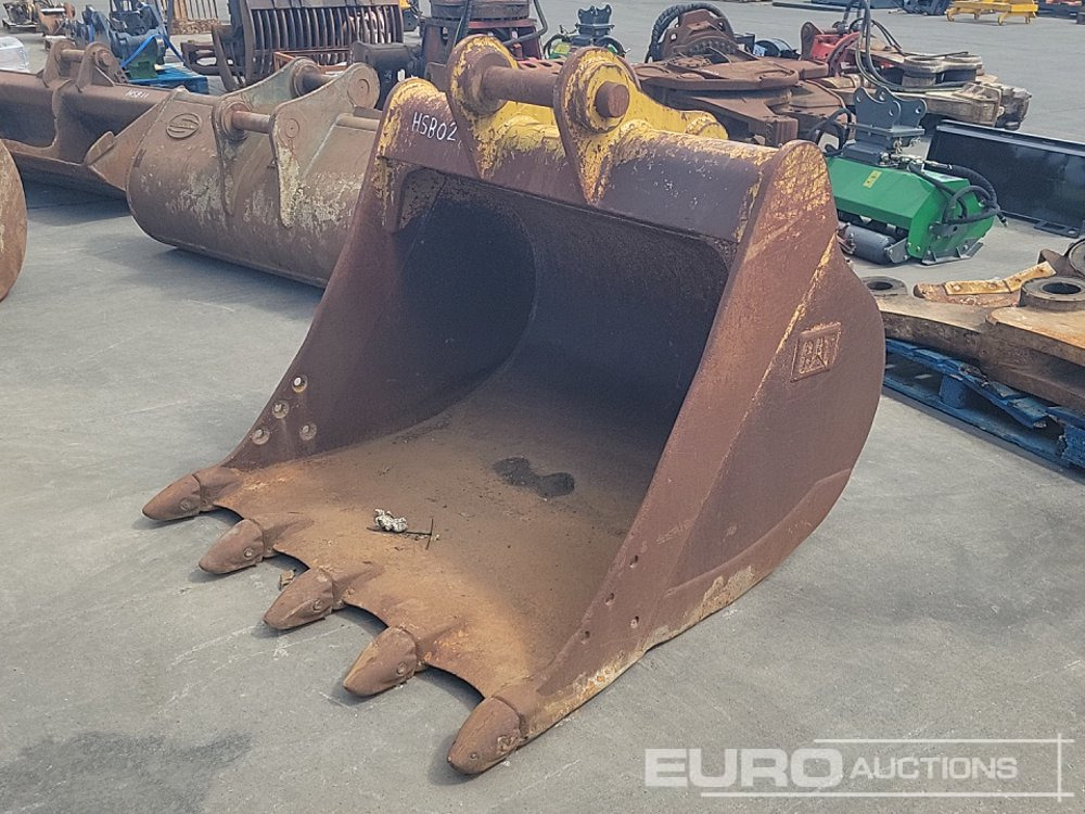 CAT 58" Digging Bucket 80mm Pin to suit 20 Ton Excavator - Godet: photos 1 CAT 58" Digging Bucket 80mm Pin to suit 20 Ton Excavator - Godet: photos 1