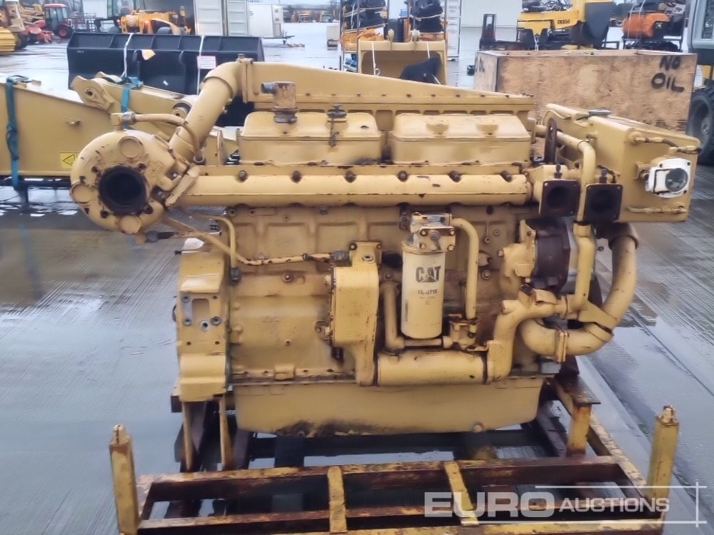 CAT 6 Cylinder Engine - Moteur: photos 2 CAT 6 Cylinder Engine - Moteur: photos 2