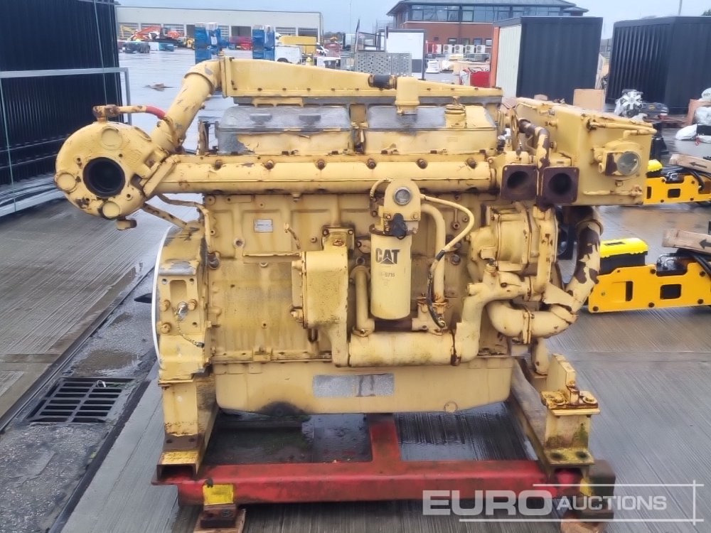 CAT 6 Cylinder Engine - Moteur: photos 2 CAT 6 Cylinder Engine - Moteur: photos 2