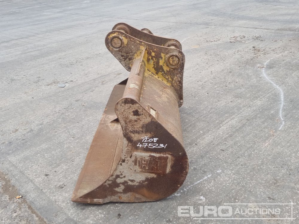 CAT 72" Ditching Bucket 65mm Pin to suit 13 Ton Excavator - Godet: photos 2 CAT 72" Ditching Bucket 65mm Pin to suit 13 Ton Excavator - Godet: photos 2