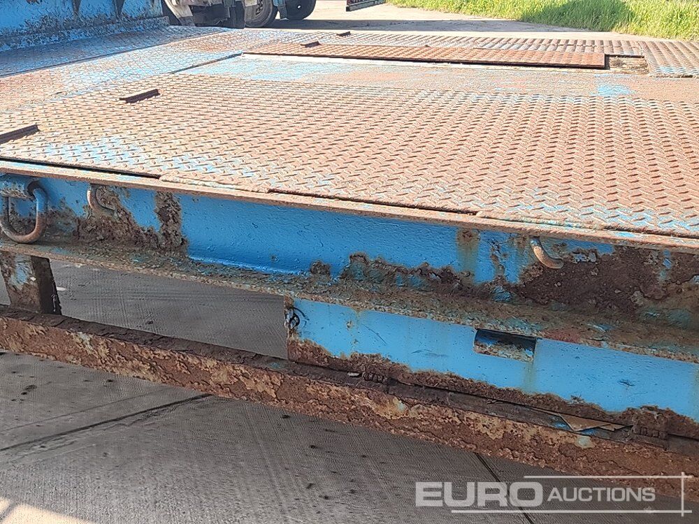 Semi-remorque surbaissé Chieftain Tri Axle Extendable Step Frame Low Loader Trailer, Hydraulic Ramps: photos 24 Semi-remorque surbaissé Chieftain Tri Axle Extendable Step Frame Low Loader Trailer, Hydraulic Ramps: photos 24