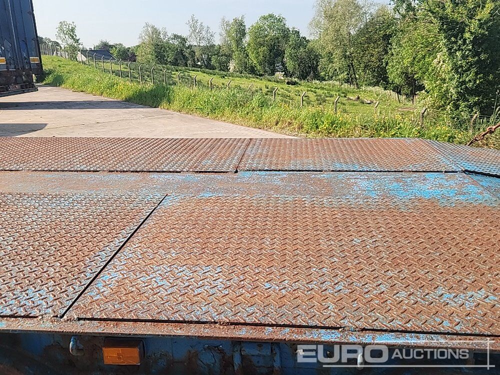 Semi-remorque surbaissé Chieftain Tri Axle Extendable Step Frame Low Loader Trailer, Hydraulic Ramps: photos 22 Semi-remorque surbaissé Chieftain Tri Axle Extendable Step Frame Low Loader Trailer, Hydraulic Ramps: photos 22