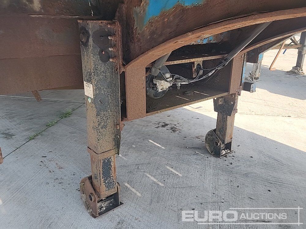 Semi-remorque surbaissé Chieftain Tri Axle Extendable Step Frame Low Loader Trailer, Hydraulic Ramps: photos 11 Semi-remorque surbaissé Chieftain Tri Axle Extendable Step Frame Low Loader Trailer, Hydraulic Ramps: photos 11