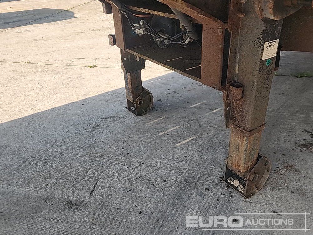 Semi-remorque surbaissé Chieftain Tri Axle Extendable Step Frame Low Loader Trailer, Hydraulic Ramps: photos 27 Semi-remorque surbaissé Chieftain Tri Axle Extendable Step Frame Low Loader Trailer, Hydraulic Ramps: photos 27