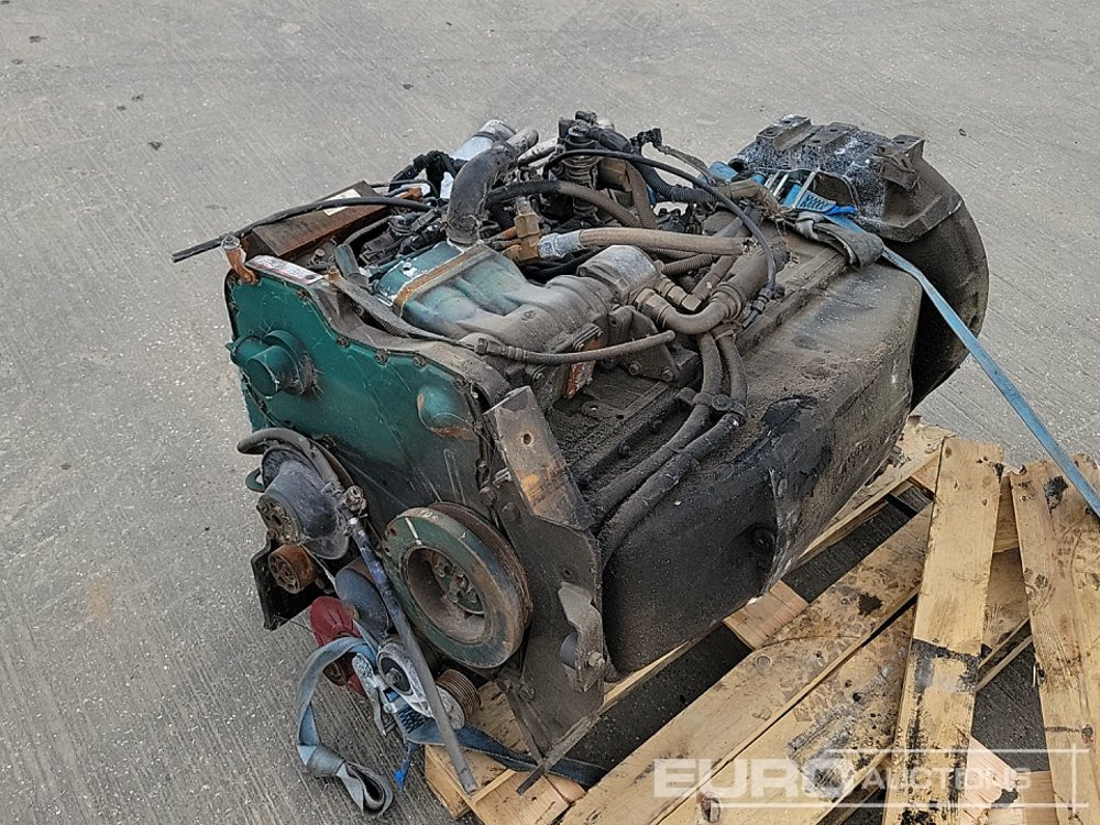 Cummins 6 Cylinder Engine - Moteur: photos 1 Cummins 6 Cylinder Engine - Moteur: photos 1