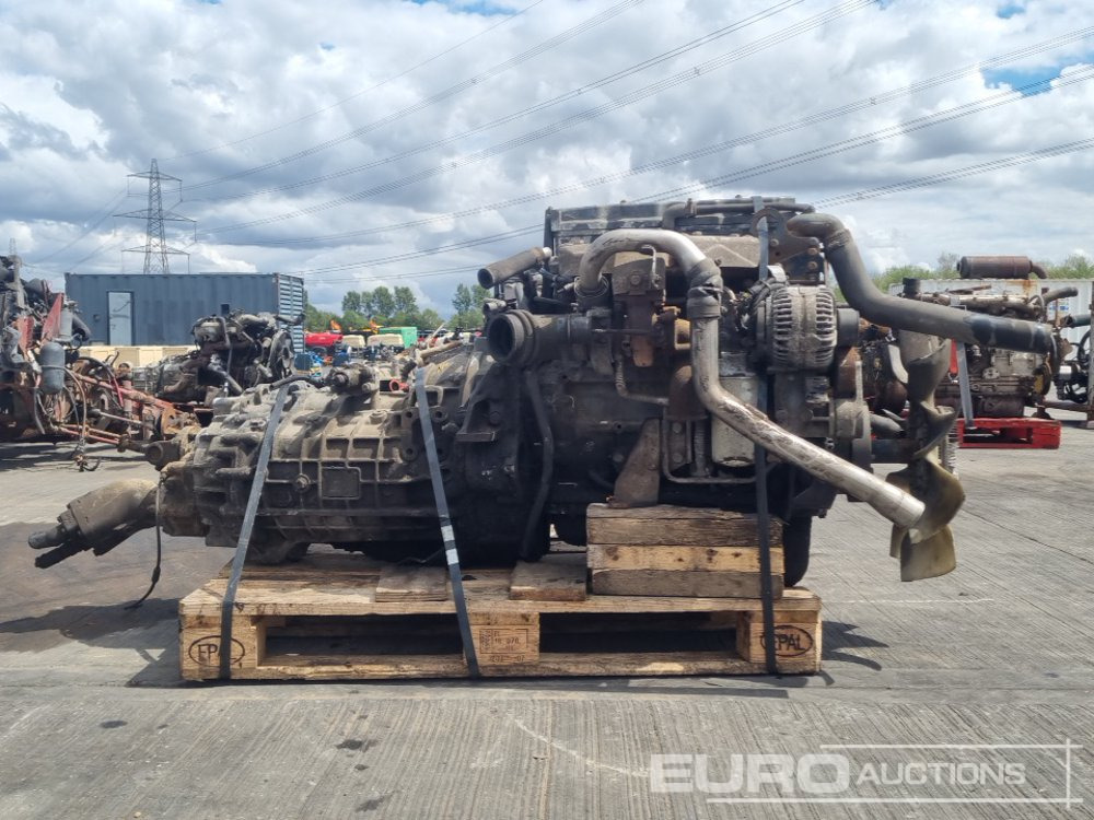 DAF 4 Cylinder Engine, Gearbox - Moteur: photos 2 DAF 4 Cylinder Engine, Gearbox - Moteur: photos 2