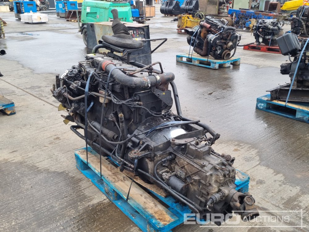 DAF 6 Cylinder Engine, Gearbox - Moteur: photos 3 DAF 6 Cylinder Engine, Gearbox - Moteur: photos 3