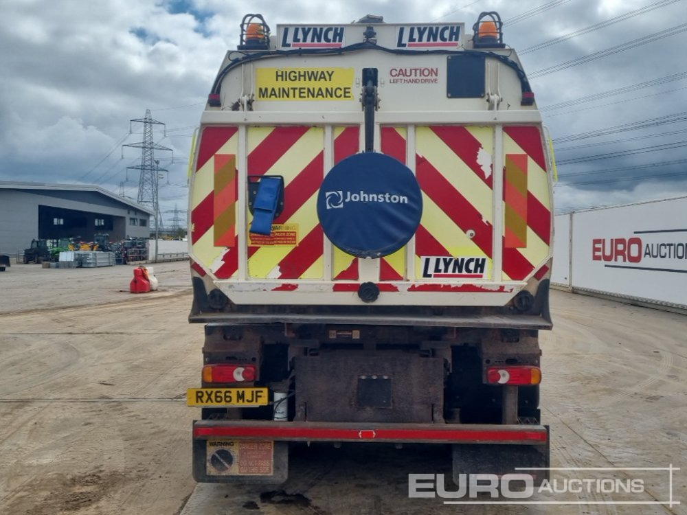 DAF LF220 - Balayeuse de voirie: photos 4 DAF LF220 - Balayeuse de voirie: photos 4