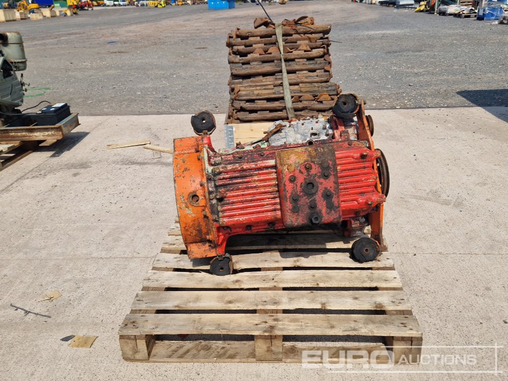 Deutz 4 Cylinder Diesel Engine - Moteur: photos 4 Deutz 4 Cylinder Diesel Engine - Moteur: photos 4