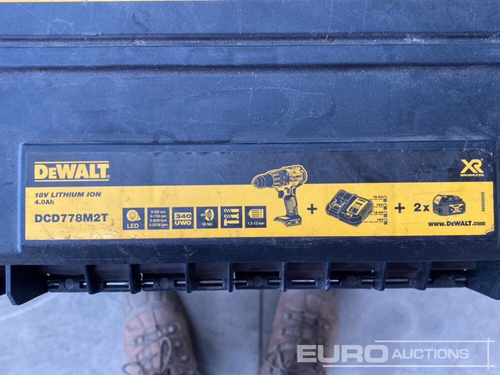 Équipement de garage Dewalt Powerstack: photos 8 Équipement de garage Dewalt Powerstack: photos 8