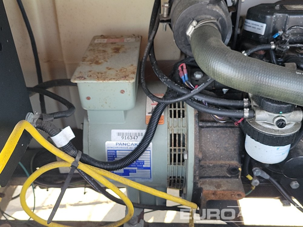 Mat d'éclairage Generac MLG8: photos 15 Mat d'éclairage Generac MLG8: photos 15