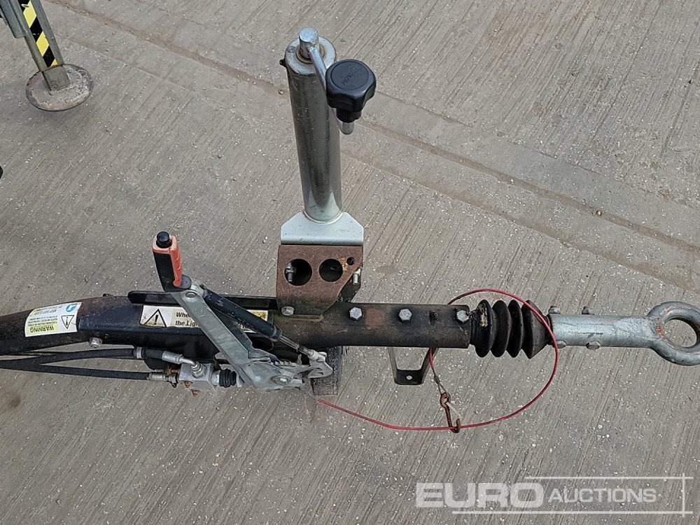 Mat d'éclairage Generac Single Axle LED Lighting Tower, Linz Engine: photos 12 Mat d'éclairage Generac Single Axle LED Lighting Tower, Linz Engine: photos 12