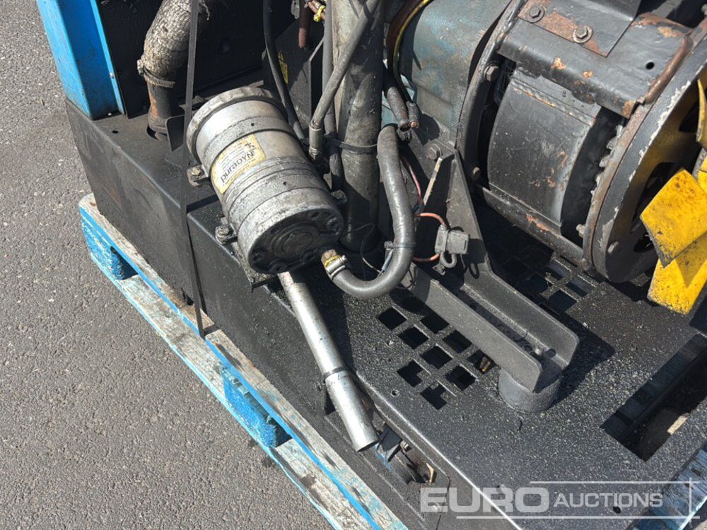 Groupe électrogène Generator, Kubota Engine: photos 12 Groupe électrogène Generator, Kubota Engine: photos 12