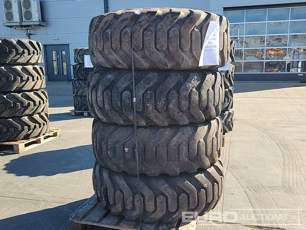 Goodyear 15.5-25 Tyre (4 of) - Pneu: photos 4 Goodyear 15.5-25 Tyre (4 of) - Pneu: photos 4