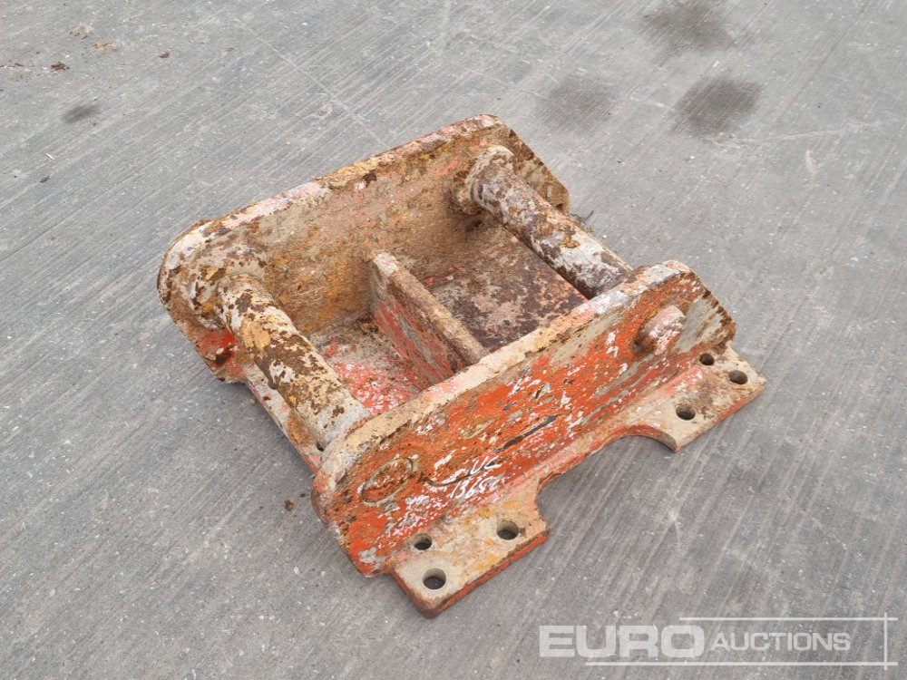 Headstock 60mm Pin to suit 10 Ton Excavator - Marteau hydraulique: photos 5 Headstock 60mm Pin to suit 10 Ton Excavator - Marteau hydraulique: photos 5