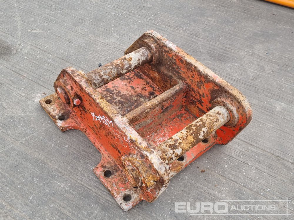 Headstock 60mm Pin to suit 10 Ton Excavator - Marteau hydraulique: photos 3 Headstock 60mm Pin to suit 10 Ton Excavator - Marteau hydraulique: photos 3