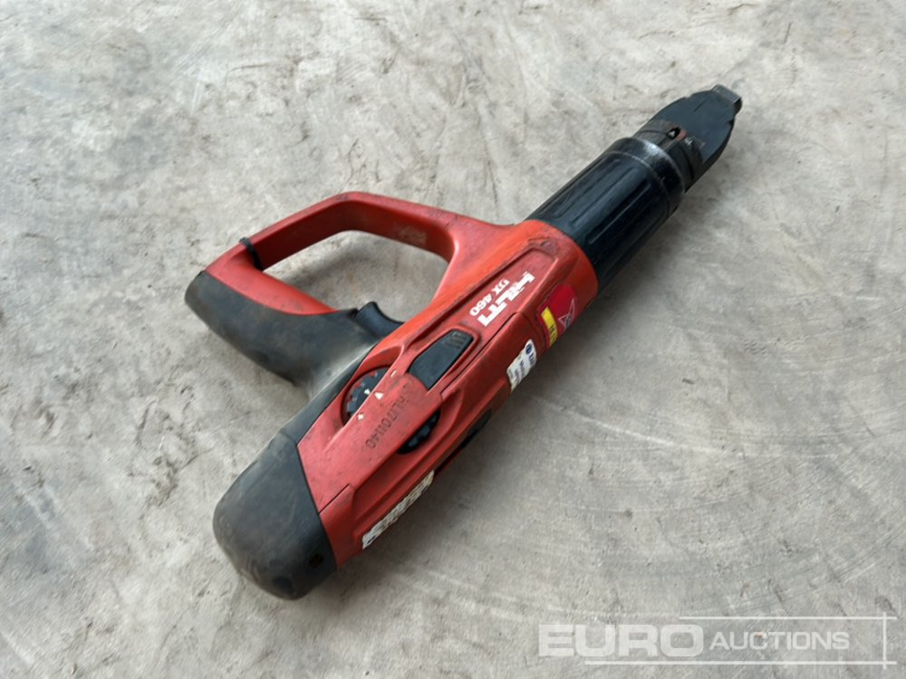 Hilti DX460 Nail Gun (Body & Case Only) - Matériel de chantier: photos 2 Hilti DX460 Nail Gun (Body & Case Only) - Matériel de chantier: photos 2