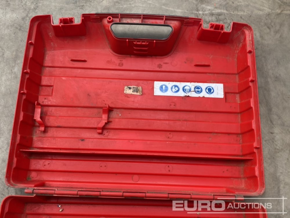Hilti DX460 Nail Gun (Body & Case Only) - Matériel de chantier: photos 4 Hilti DX460 Nail Gun (Body & Case Only) - Matériel de chantier: photos 4