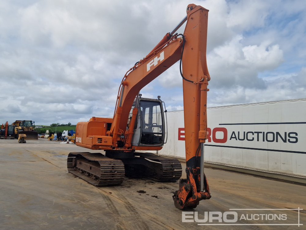 Pelle sur chenille Hitachi EX135: photos 7