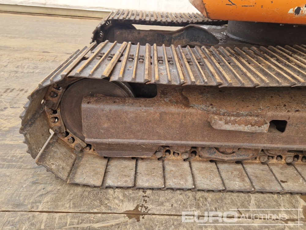 Pelle sur chenille Hitachi EX135: photos 26